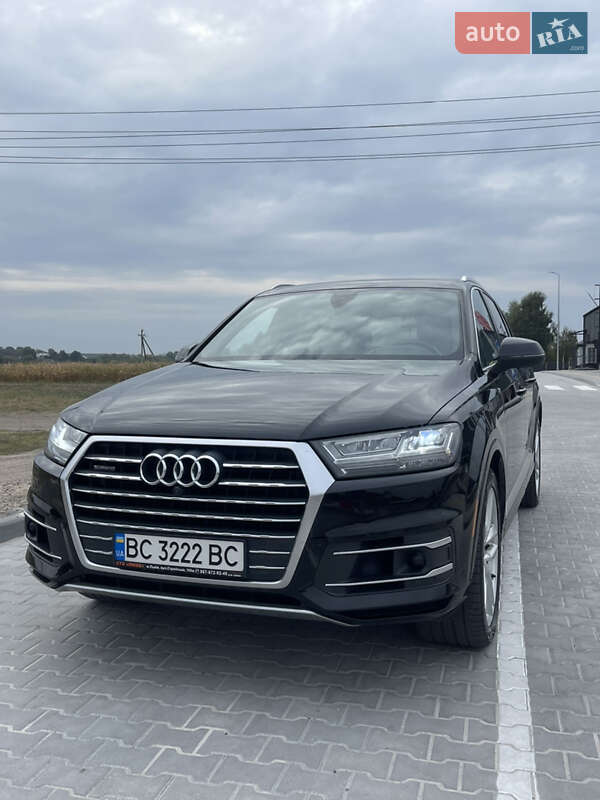 Позашляховик / Кросовер Audi Q7 2017 в Бродах