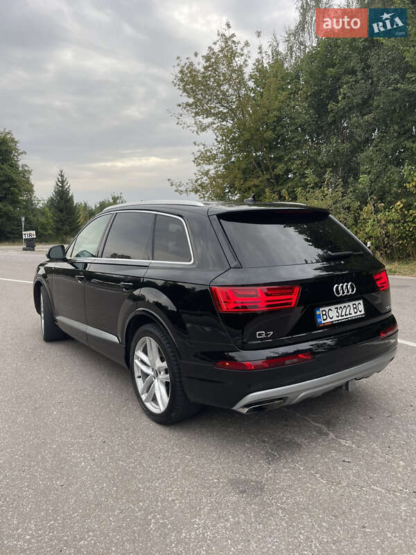 Позашляховик / Кросовер Audi Q7 2017 в Бродах