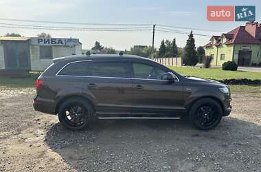 Позашляховик / Кросовер Audi Q7 2013 в 