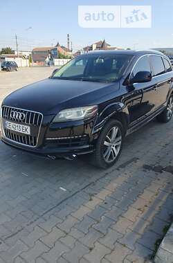 Позашляховик / Кросовер Audi Q7 2012 в Чернівцях