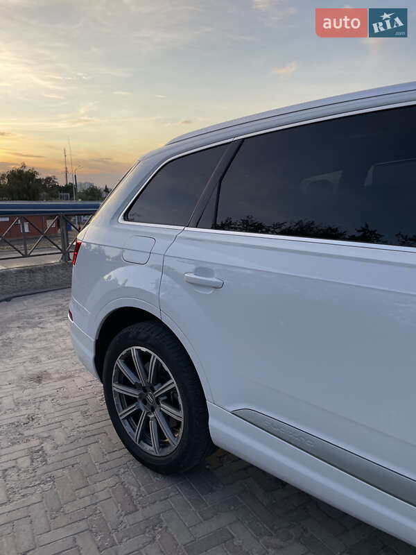 Позашляховик / Кросовер Audi Q7 2018 в Харкові