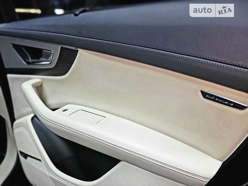 Позашляховик / Кросовер Audi Q7 2016 в Києві фото 20 Позашляховик / Кросовер Audi Q7 2016 в Києві