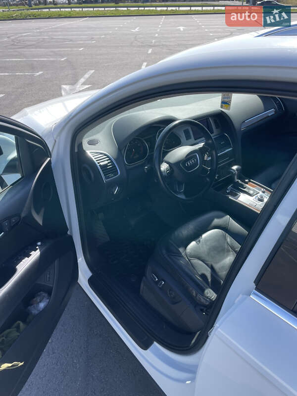 Внедорожник / Кроссовер Audi Q7 2015 в Львове