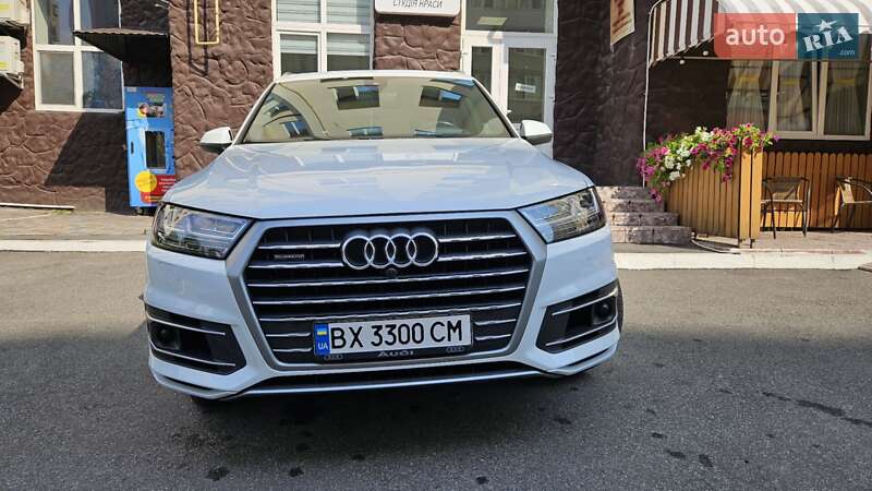 Позашляховик / Кросовер Audi Q7 2016 в Хмельницькому
