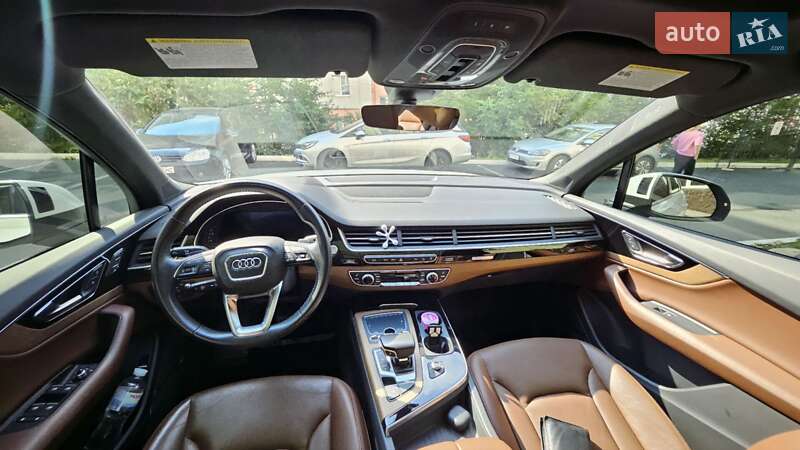 Позашляховик / Кросовер Audi Q7 2016 в Хмельницькому