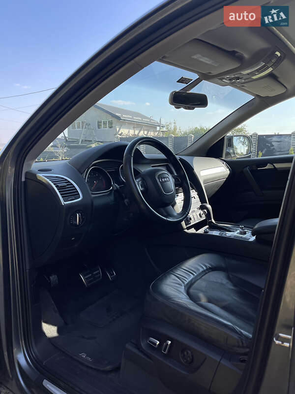 Внедорожник / Кроссовер Audi Q7 2011 в Львове