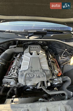 Внедорожник / Кроссовер Audi Q7 2011 в 
