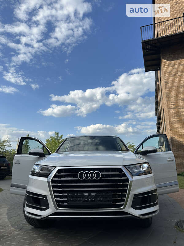 Внедорожник / Кроссовер Audi Q7 2016 в Ивано-Франковске