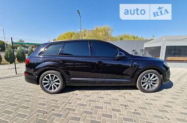 Позашляховик / Кросовер Audi Q7 2018 в Полтаві