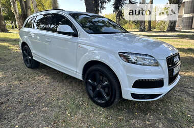 Позашляховик / Кросовер Audi Q7 2013 в Дніпрі