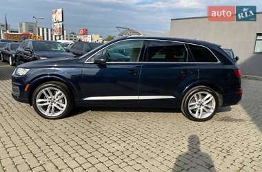 Позашляховик / Кросовер Audi Q7 2016 в 