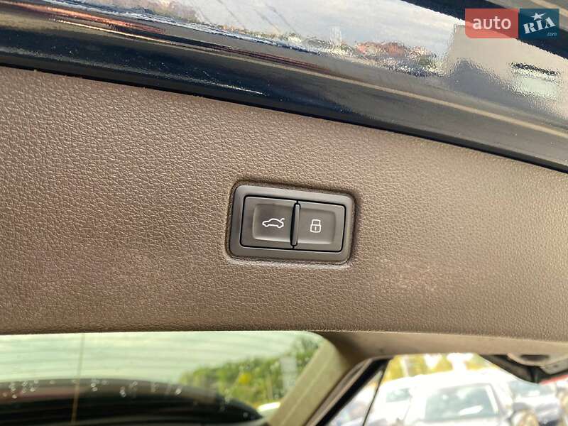 Внедорожник / Кроссовер Audi Q7 2016 в Львове