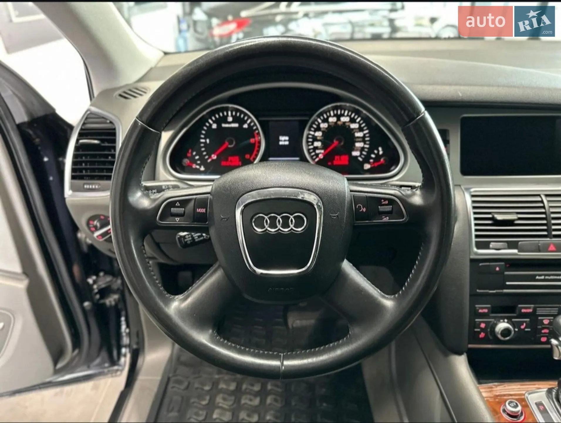 2010 Audi Q7 - мініатюра 5