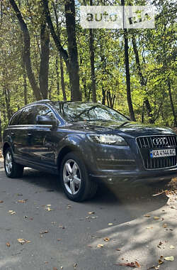 Позашляховик / Кросовер Audi Q7 2013 в Києві