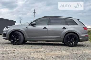 Позашляховик / Кросовер Audi Q7 2015 в Львові