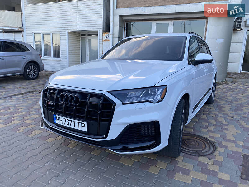 Позашляховик / Кросовер Audi Q7 2020 в Одесі