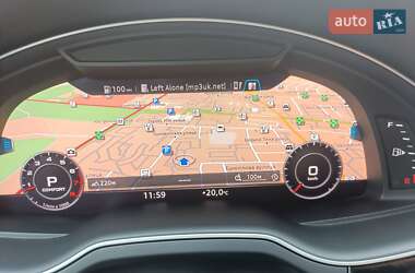 Внедорожник / Кроссовер Audi Q7 2016 в 