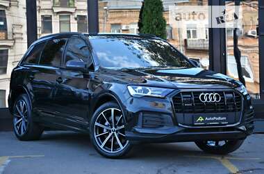 Позашляховик / Кросовер Audi Q7 2022 в Києві