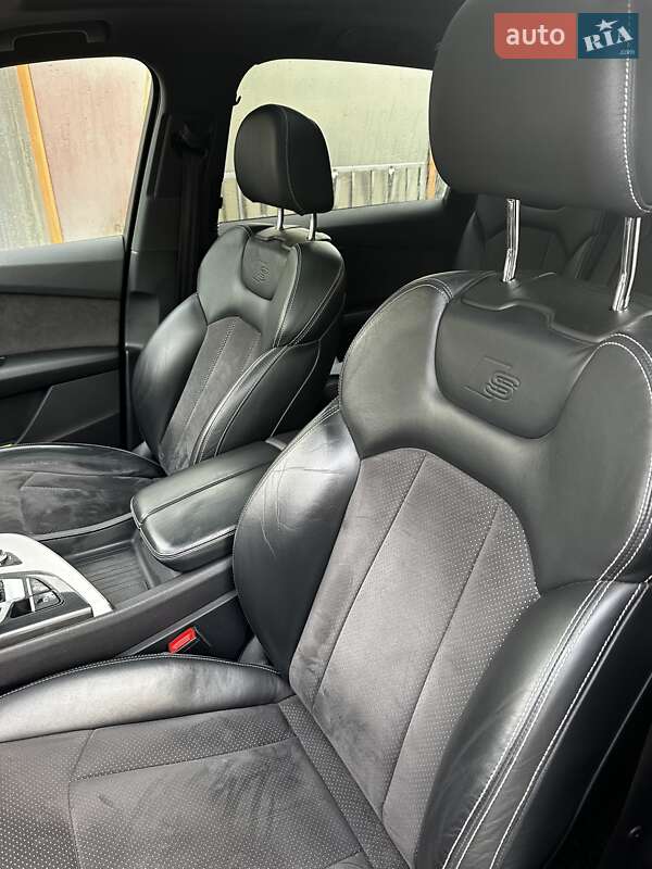 Внедорожник / Кроссовер Audi Q7 2017 в Львове