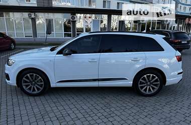 Внедорожник / Кроссовер Audi Q7 2017 в Ивано-Франковске