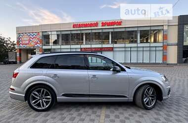 Позашляховик / Кросовер Audi Q7 2017 в Хмельницькому