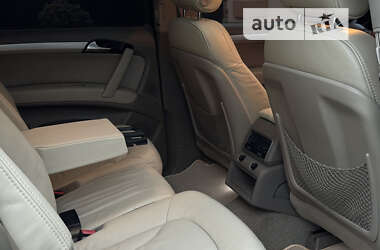 Позашляховик / Кросовер Audi Q7 2007 в Вараші