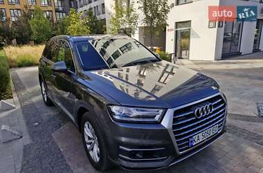Внедорожник / Кроссовер Audi Q7 2018 в 