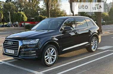 Позашляховик / Кросовер Audi Q7 2017 в Києві