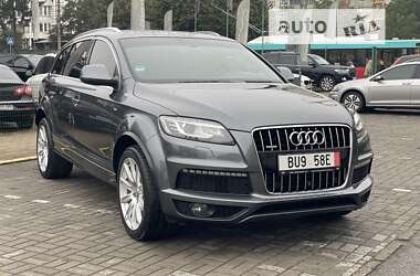 Внедорожник / Кроссовер Audi Q7 2014 в Черновцах