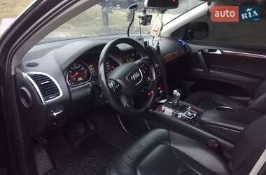 Позашляховик / Кросовер Audi Q7 2014 в 