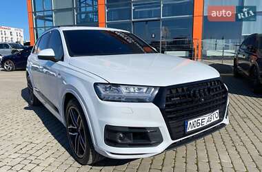 Позашляховик / Кросовер Audi Q7 2017 в Львові