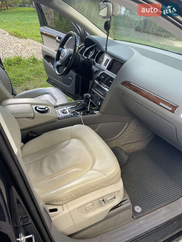 Внедорожник / Кроссовер Audi Q7 2011 в Запорожье