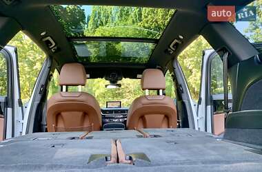 Внедорожник / Кроссовер Audi Q7 2018 в 