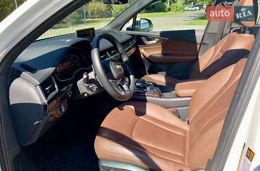 Внедорожник / Кроссовер Audi Q7 2018 в 