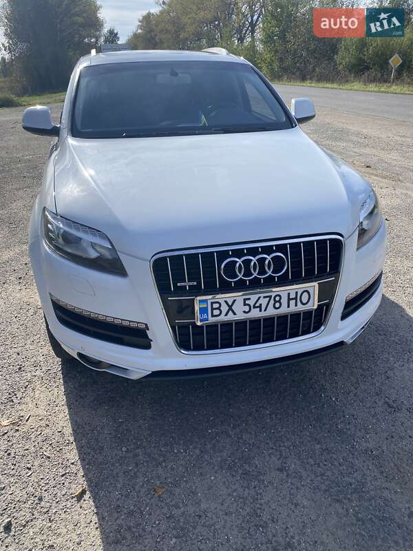 Позашляховик / Кросовер Audi Q7 2013 в Хмельницькому