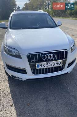 Внедорожник / Кроссовер Audi Q7 2013 в 
