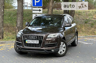 Внедорожник / Кроссовер Audi Q7 2010 в Киеве