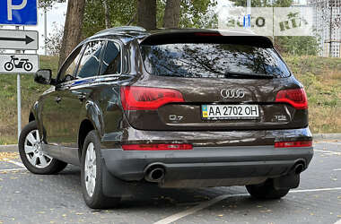 Внедорожник / Кроссовер Audi Q7 2010 в Киеве