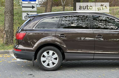 Внедорожник / Кроссовер Audi Q7 2010 в Киеве