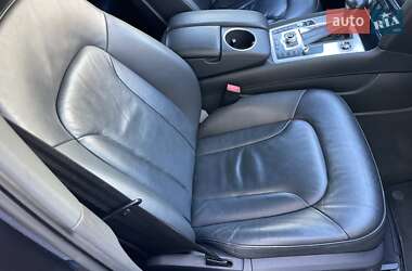 Позашляховик / Кросовер Audi Q7 2014 в 