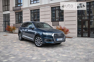 Внедорожник / Кроссовер Audi Q7 2017 в Киеве