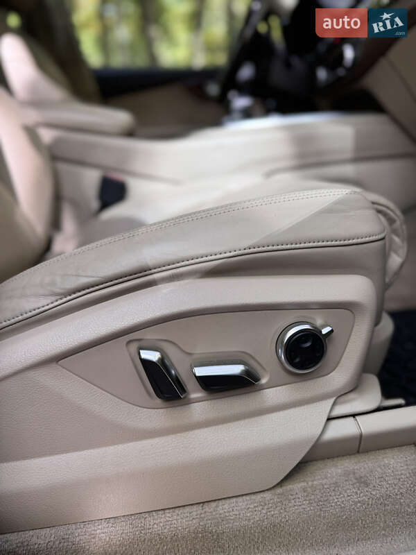 Внедорожник / Кроссовер Audi Q7 2016 в Львове