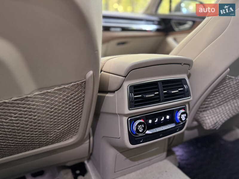 Внедорожник / Кроссовер Audi Q7 2016 в Львове