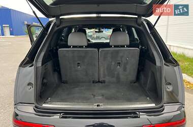 Внедорожник / Кроссовер Audi Q7 2017 в Львове