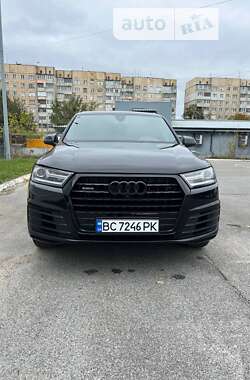 Позашляховик / Кросовер Audi Q7 2017 в Львові