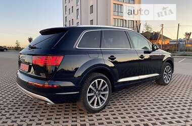 Внедорожник / Кроссовер Audi Q7 2016 в Луцке