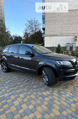 Внедорожник / Кроссовер Audi Q7 2013 в Кременчуге