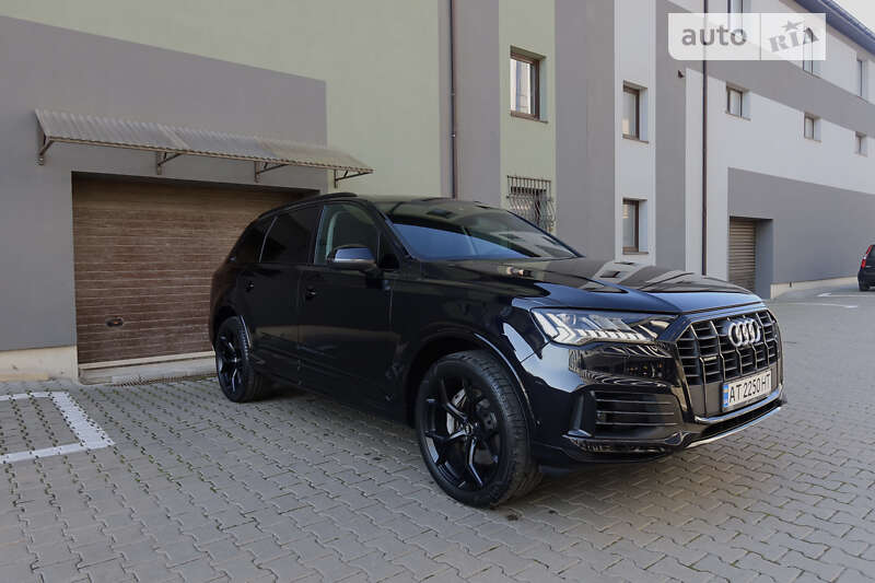 Внедорожник / Кроссовер Audi Q7 2020 в Ивано-Франковске