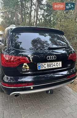 Внедорожник / Кроссовер Audi Q7 2012 в 