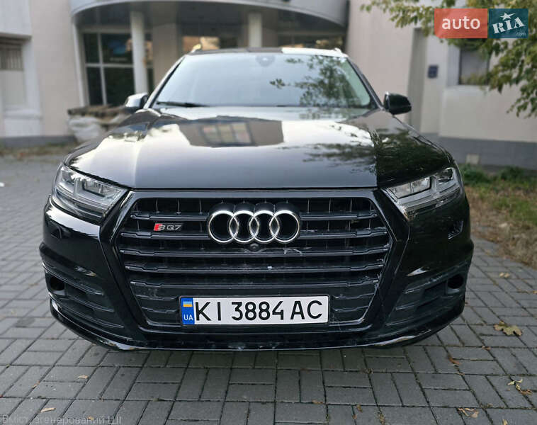 Позашляховик / Кросовер Audi Q7 2018 в Києві